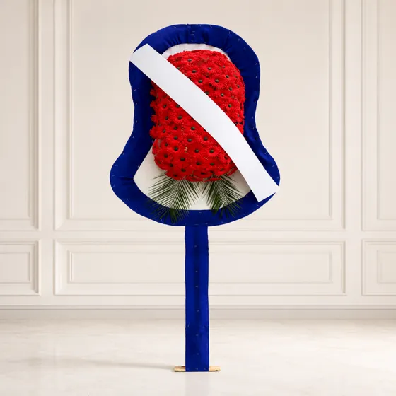 Royal Blue Serisi: Premium Kırmızı Gerbera Tasarım Çelenk